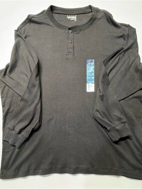 Basic Editions Men’s Black Long-Sleeve Henley Shirt